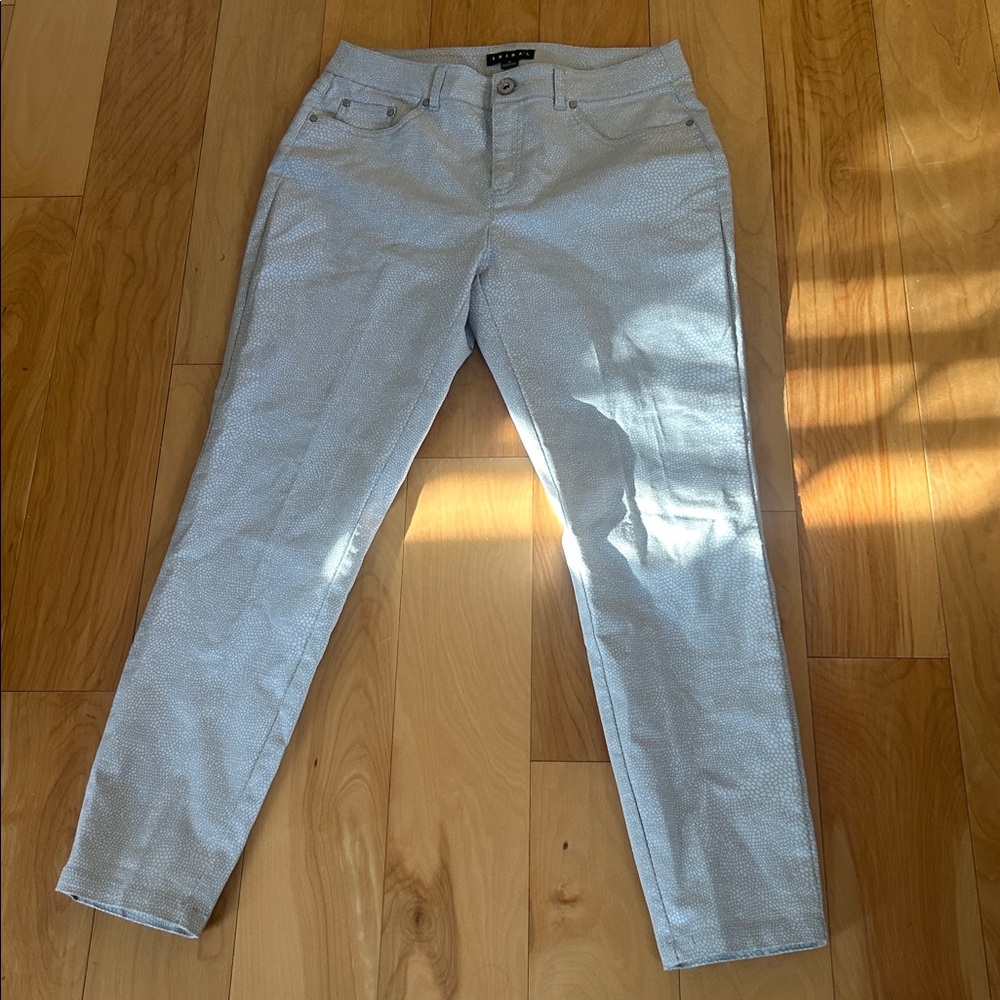 Tribal Women’s Beige and Gray Snakeskin Stretch Skinny Leg Pull-On Pants 10